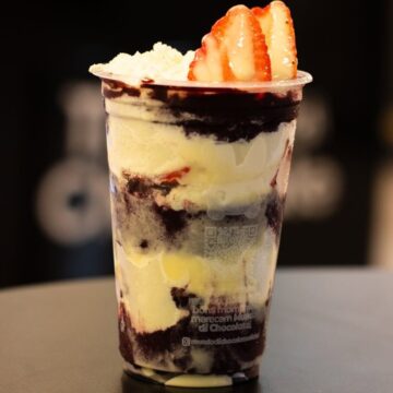 Quando o dia tá sem cor… é o açaí 